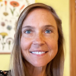 headshot of instructor Gina Oswald